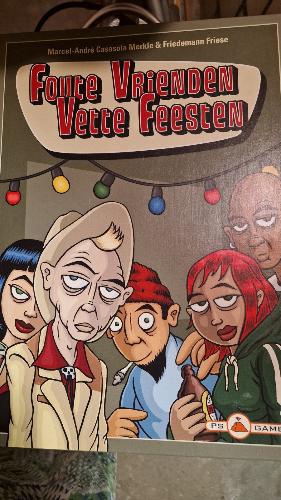 Foute Vrienden Vette Feesten - Compleet Bordspel, Vijf spelers of meer, Ophalen of Verzenden, Gebruikt, PS Games