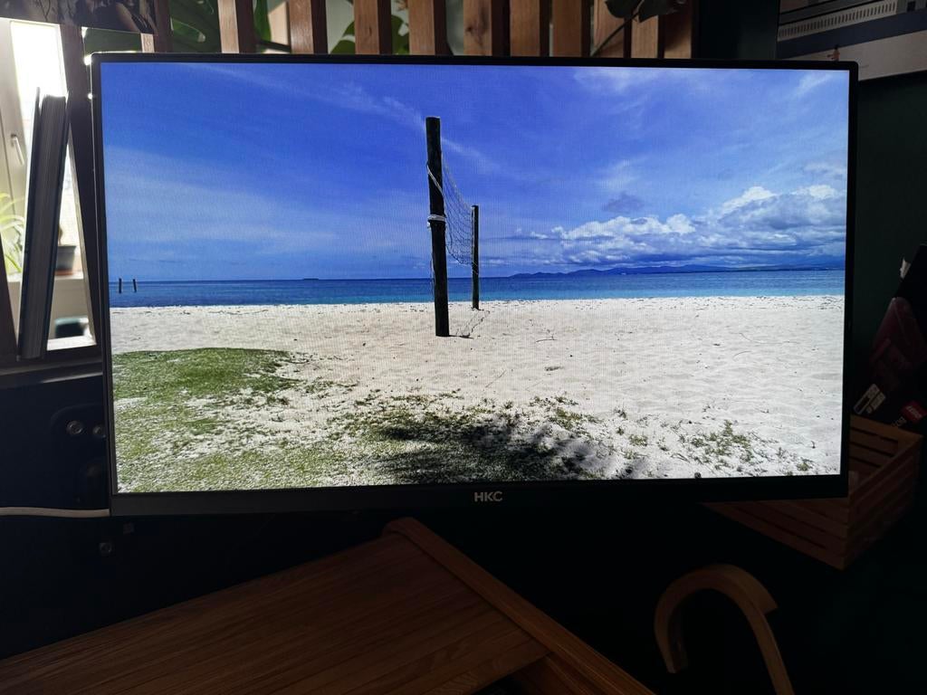 HKC 24S2 monitor met standaard en HDMI kabel, Ophalen, HDMI, Full HD, Zo goed als nieuw
