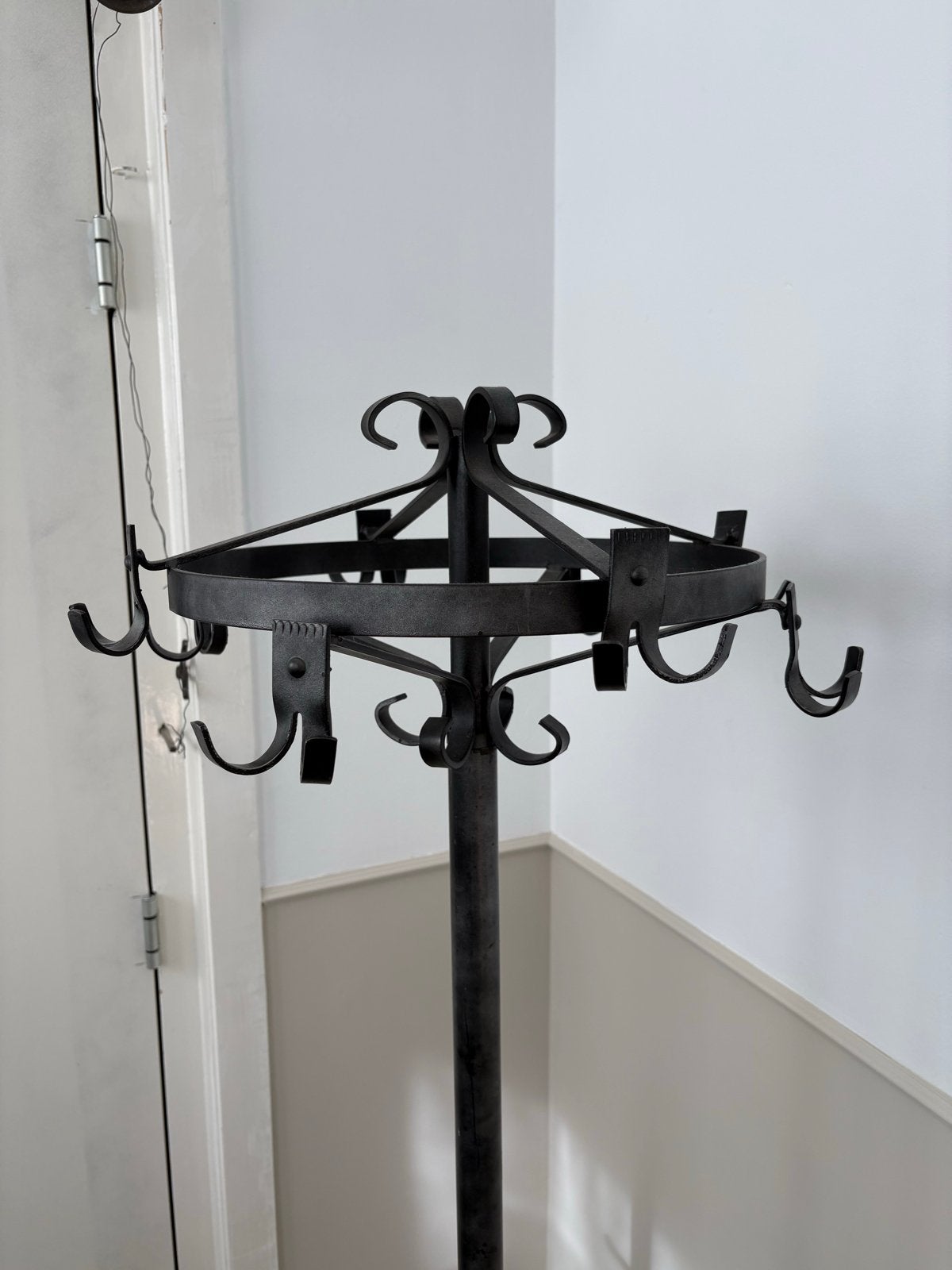 Vintage metalen staande kapstok, ca. 175 cm hoog, Huis en Inrichting, Ophalen, Gebruikt, Metaal, Staande kapstok