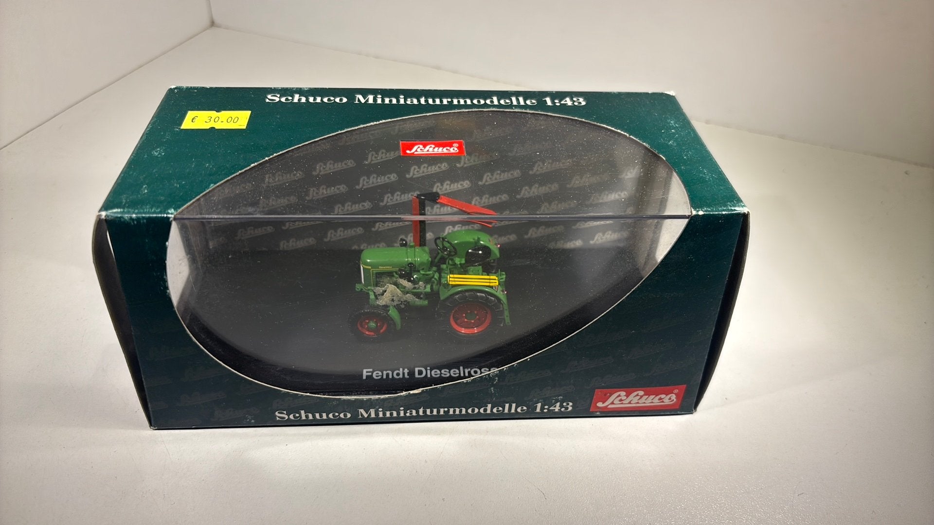 Fendt dieselross schuco 1.43, Auto, Ophalen of Verzenden, Schuco, A