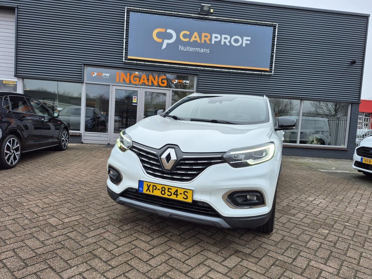 Renault Kadjar TCE 160PK EDC GPF BLACK EDITION AUTOMAAT, Auto's, Kadjar, 15 km/l, Gebruikt, 4 cilinders