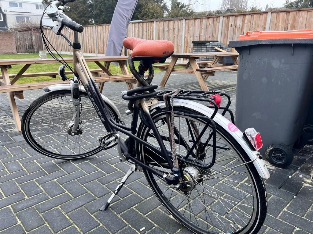 Comfortable City Bike – Good Condition, Fietsen en Brommers, Fietsen | Crossfietsen en BMX, Zo goed als nieuw, 24 inch of meer