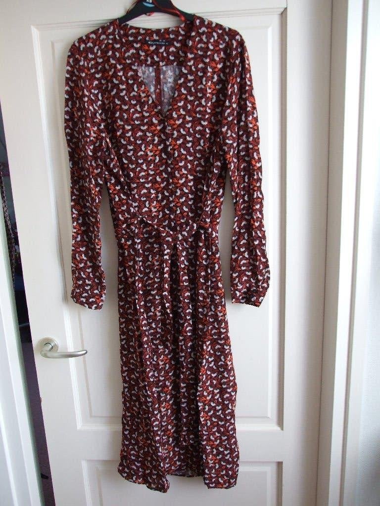 Expresso nieuwe jurk met knoopceintuur maat 42, Kleding | Dames, Overige kleuren, Expresso, Maat 42/44 (L), Nieuw