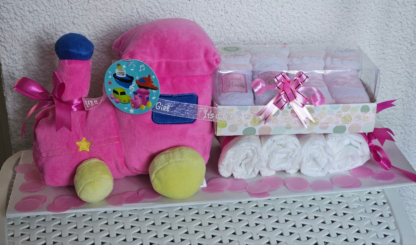 Leuke Roze Luiertaart trein met knuffel+ sokjes meisje Girl!, Ophalen of Verzenden, Nieuw