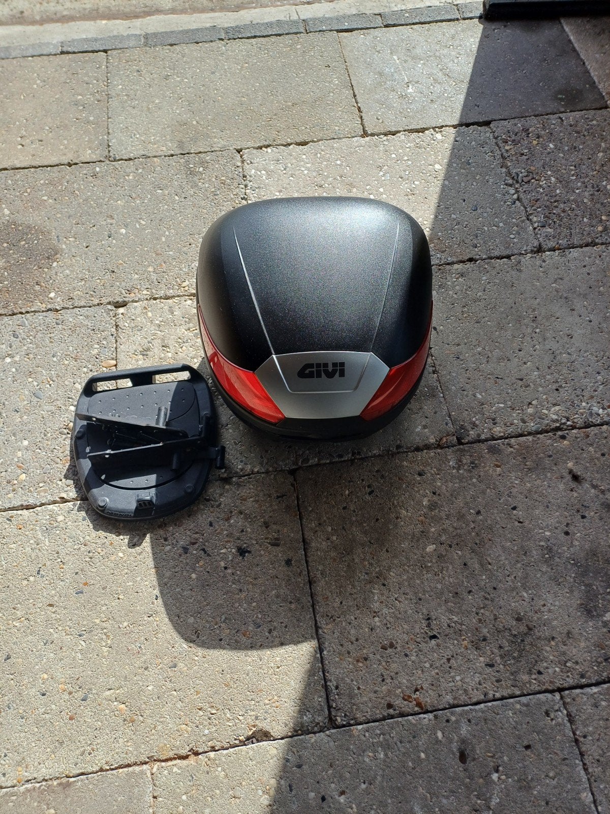 GIVI Topkoffer voor motor of scooter, Motoren, Ophalen of Verzenden