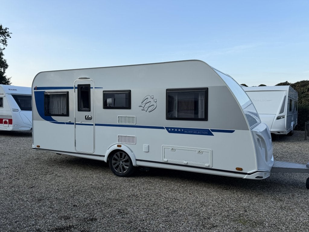 Knaus Sport Silver Selection 500 EU Mover Enkele bedden Tent, Rondzit, Serviceluik, Bedrijf, 2 aparte bedden