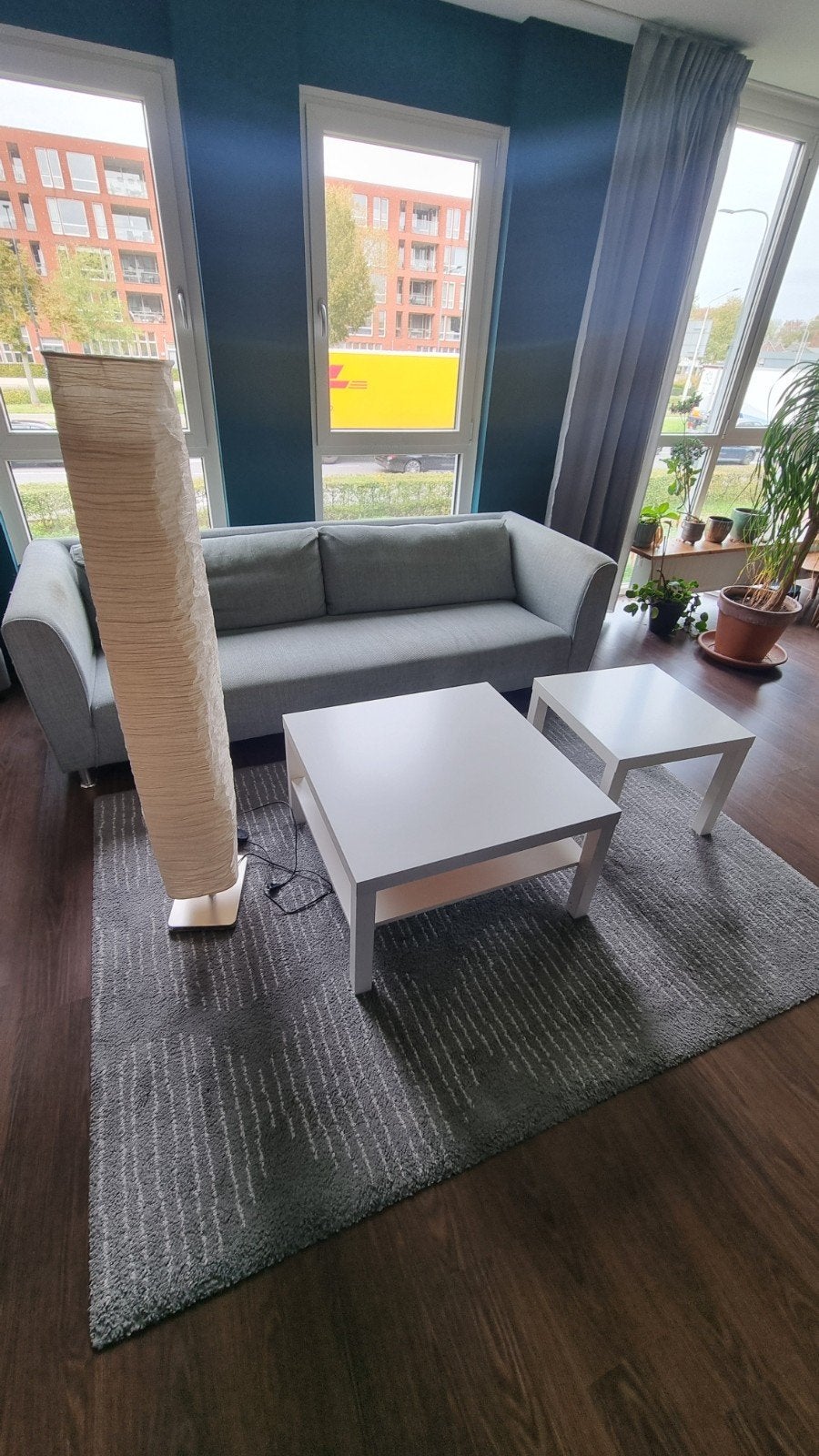 Woonkamerset: Bank, Poef, Salontafels, Kleed+Lamp, 2 stoelen, Ophalen, Hout, Gebruikt, Driepersoons