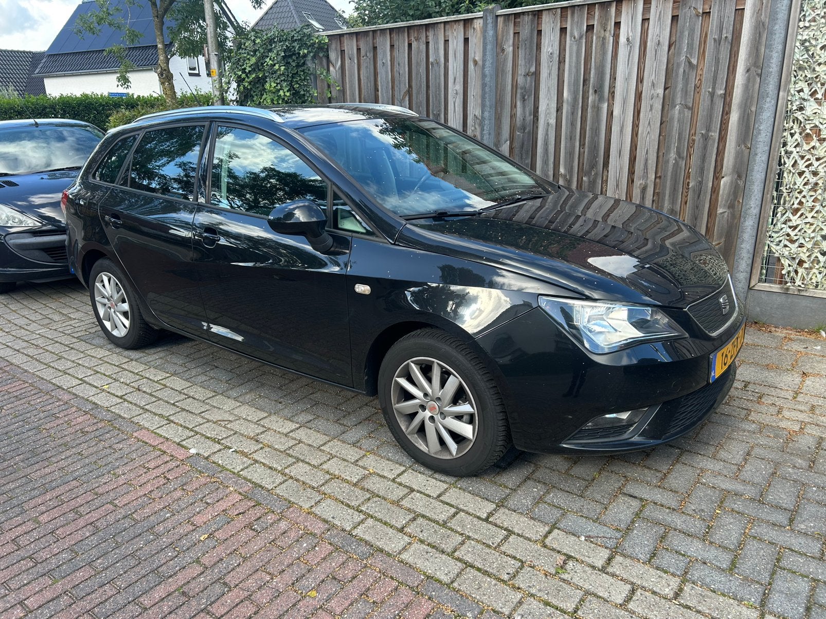 Seat Ibiza 1.2TDI 55KW Ecomotive ST 2012 Zwart Export, Auto's, Voorwielaandrijving, 74 pk, 1199 cc, Origineel Nederlands