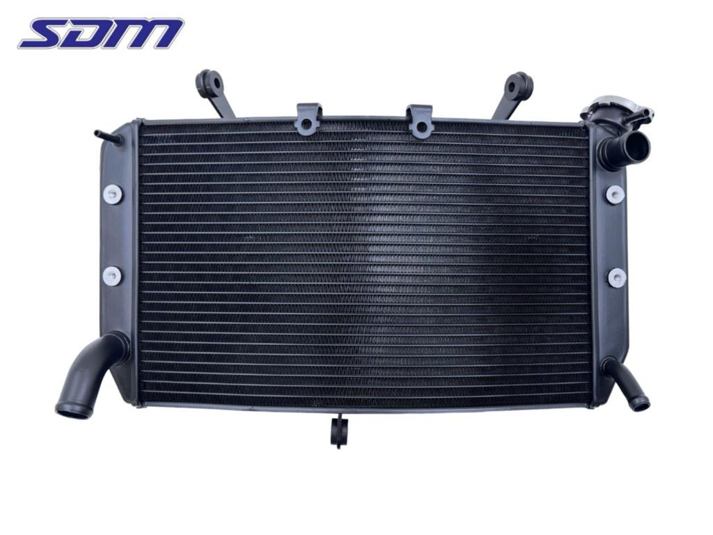 Radiateur Yamaha FZ 1 2010-2012 (FZ1 FAZER) 2D1124610000, Yamaha Motor Europe N.V., Gebruikt, Customersupport@yamaha-motor.co.uk