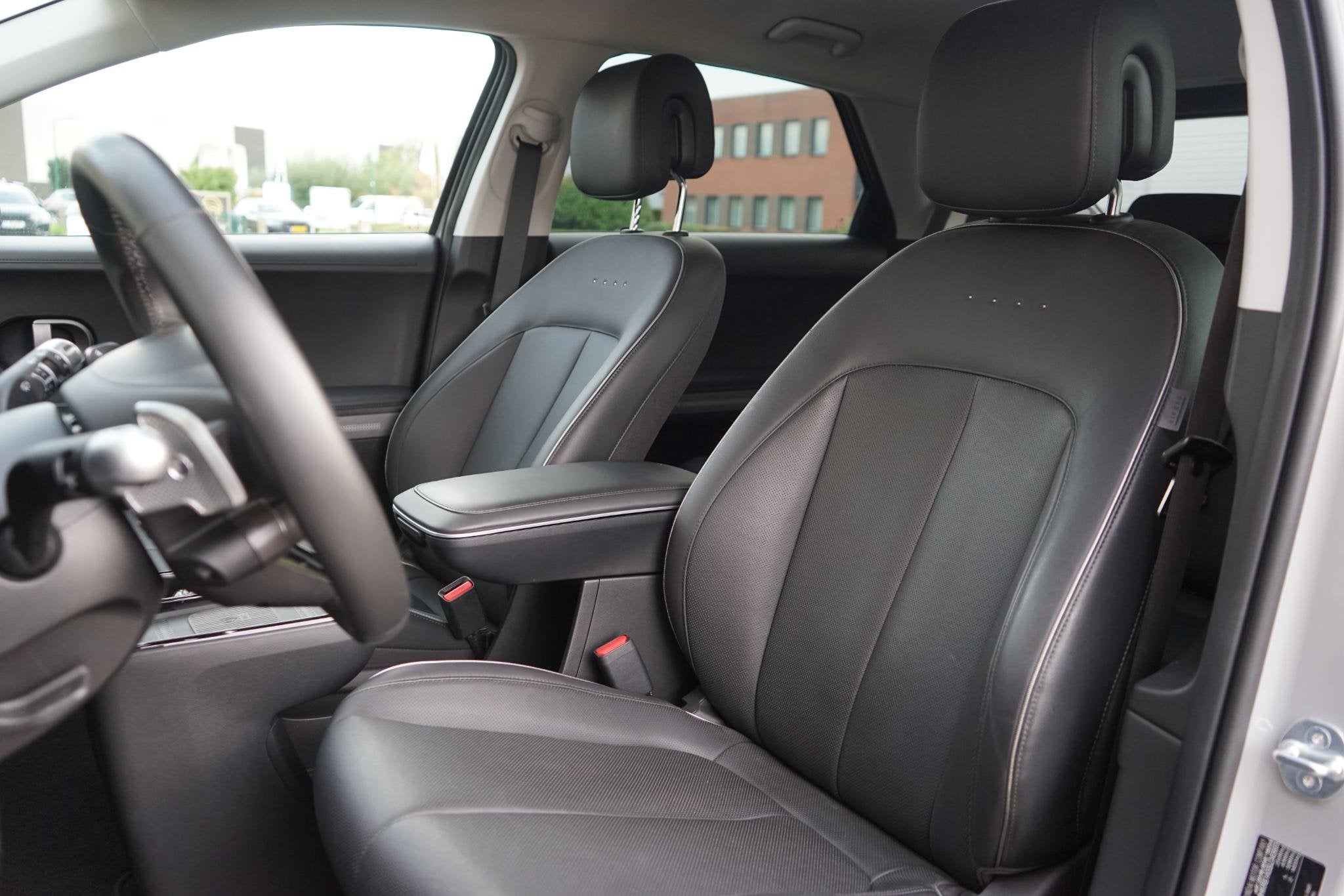 Hyundai IONIQ 5 Lounge 84 kWh Long Range BOSE|Head-Up|Stoelv, Auto's, Automaat, Achterwielaandrijving, Gebruikt, Zwart