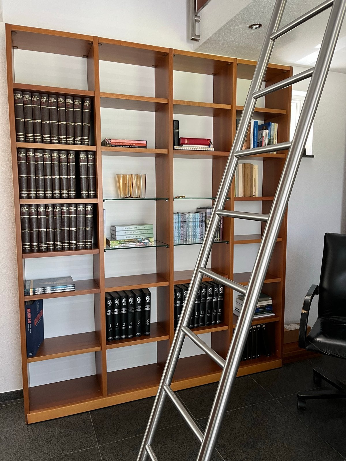 Molteni & Co: prachtige boekenkast, Huis en Inrichting, Kasten | Boekenkasten, Ophalen, Met plank(en), Modern design, 200 cm of meer