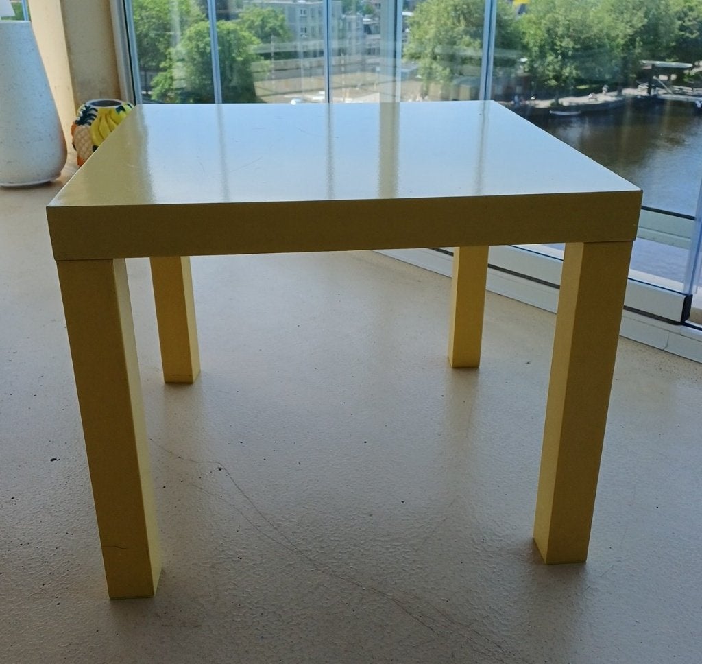 Handig bijzet tafeltje (vierkant) €5,00, Ophalen, Minder dan 45 cm, Gebruikt, Vierkant