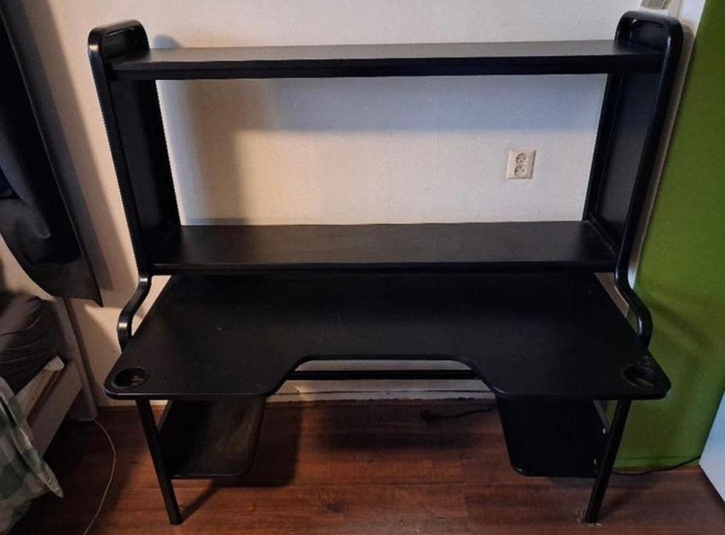 IKEA FREDDE Gamebureau Zwart, Huis en Inrichting, Bureaus, Ophalen, Zwart, Gebruikt, IKEA