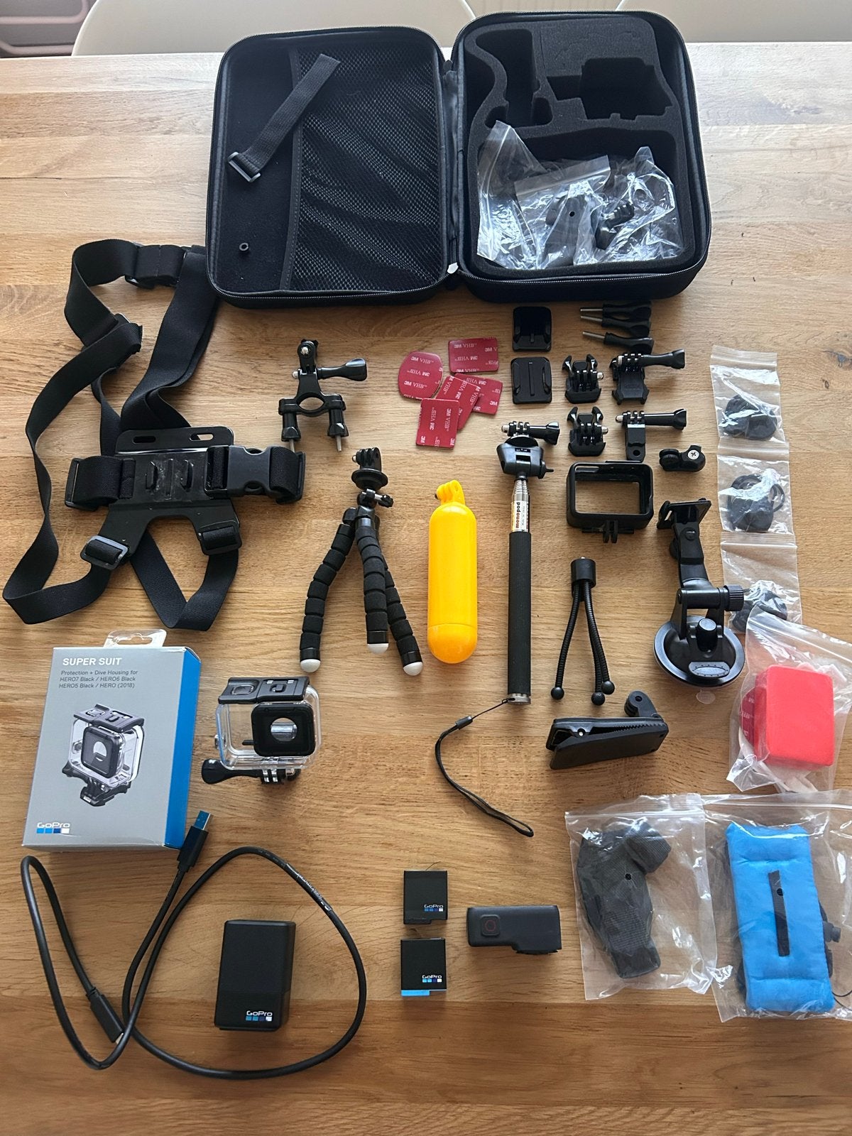 GoPro Hero 7 Black 4k met uitgebreide accessoire set (zgan), Ophalen of Verzenden, Zo goed als nieuw, GoPro