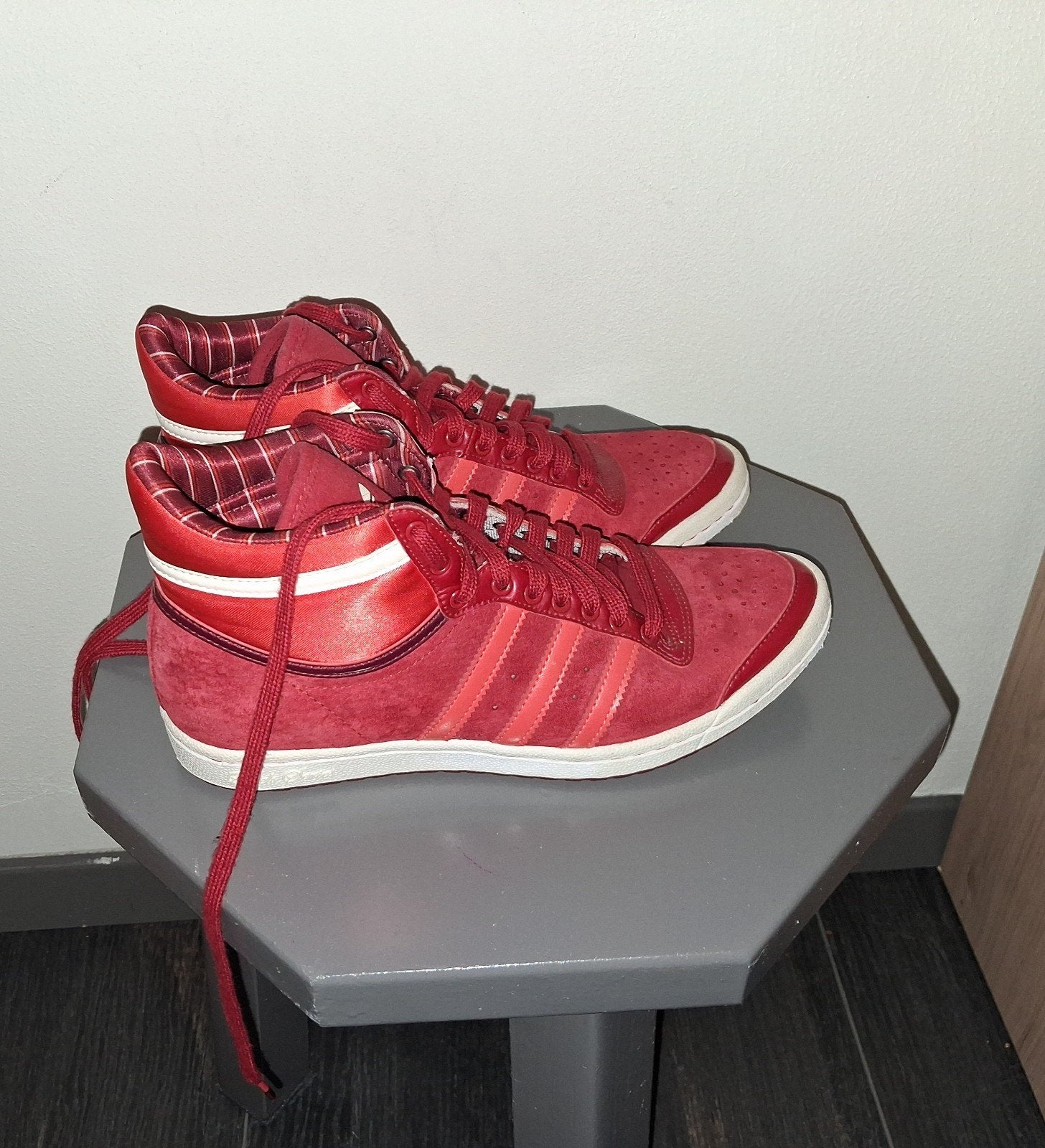 ADIDAS sleehak sneakers maat 37,5 z.g.a.n. 2epaar=50%korting, Ophalen of Verzenden, Zo goed als nieuw, Rood, Sneakers of Gympen