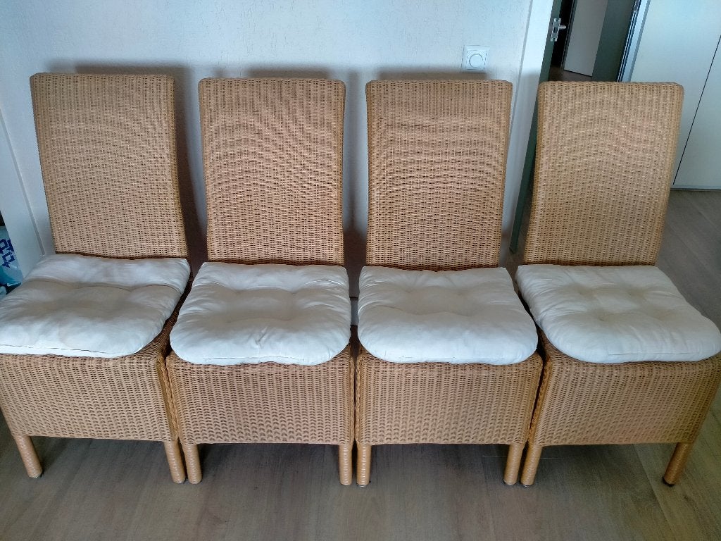 Stoelen, Ophalen, Zo goed als nieuw, Bruin, Hout