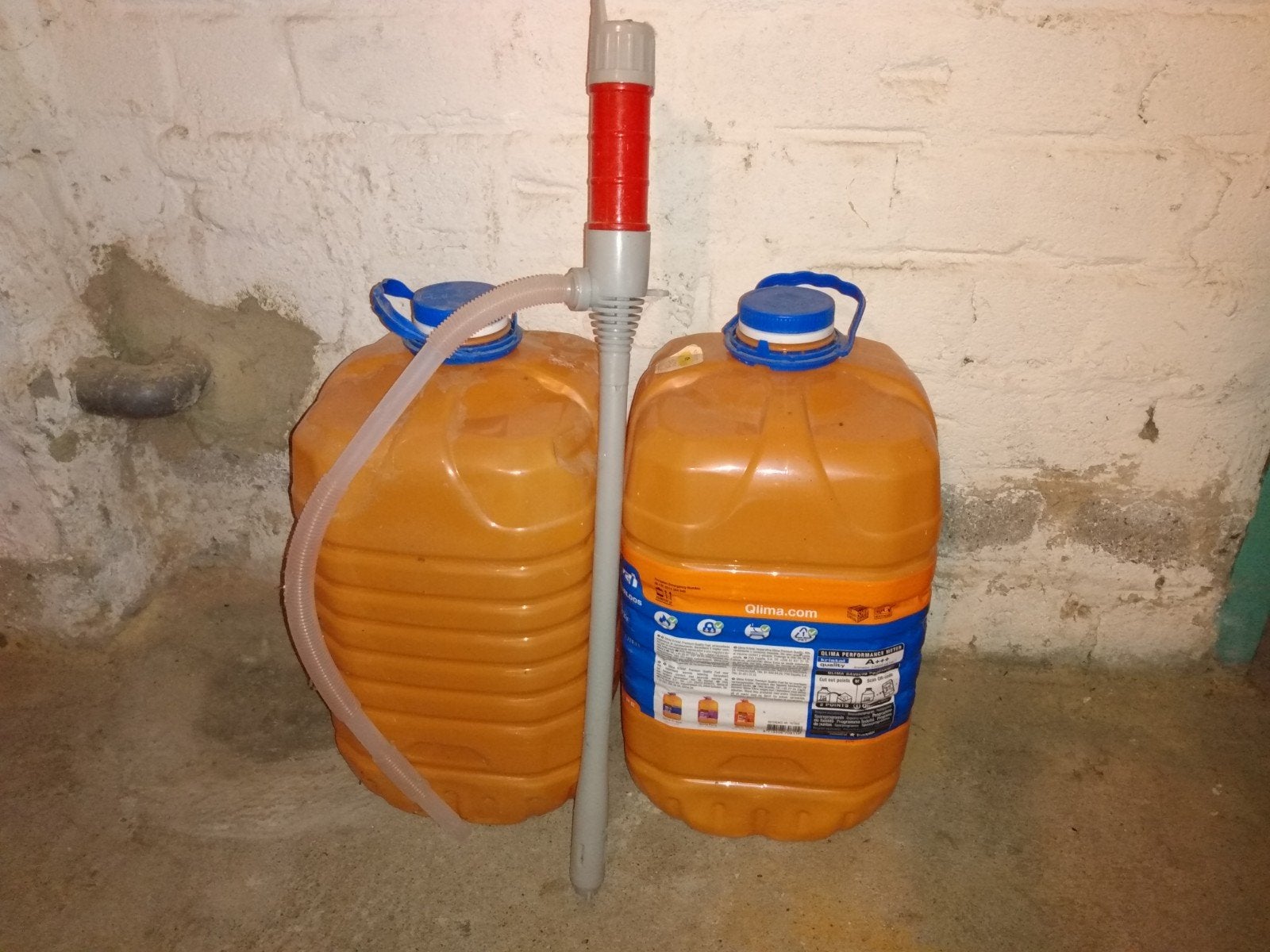 2 lege petroleumflessen, Caravans en Kamperen, Ophalen of Verzenden, Gebruikt
