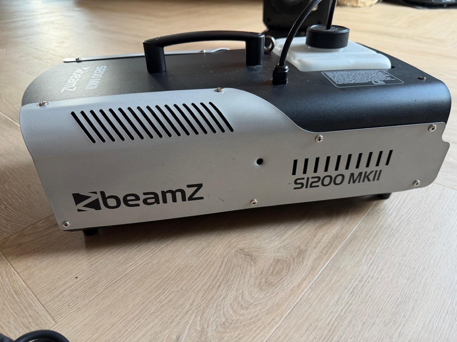 BeamZ S1200 Rookmachine met afstandsbediening, Ophalen of Verzenden, Gebruikt