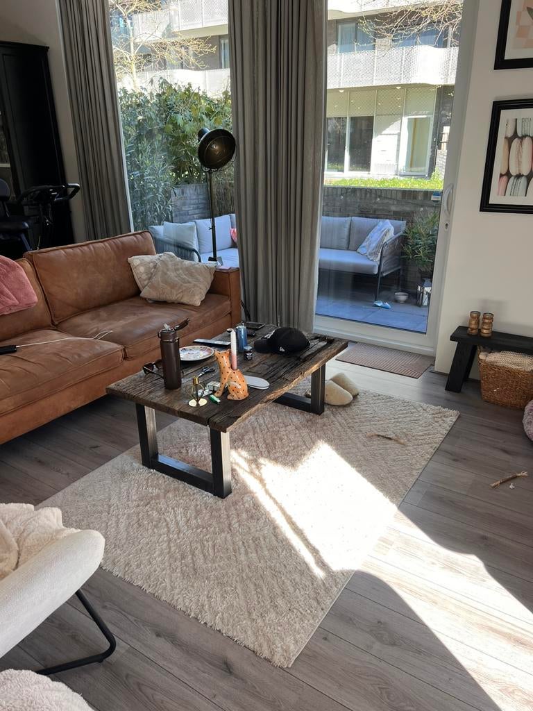 Vloerkleed, Ophalen, Beige, Zo goed als nieuw, 150 tot 200 cm
