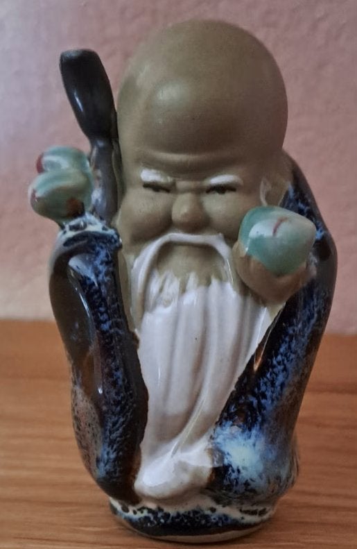 Oud Chinees beeldje van wijze man - handgemaakt, Ophalen of Verzenden