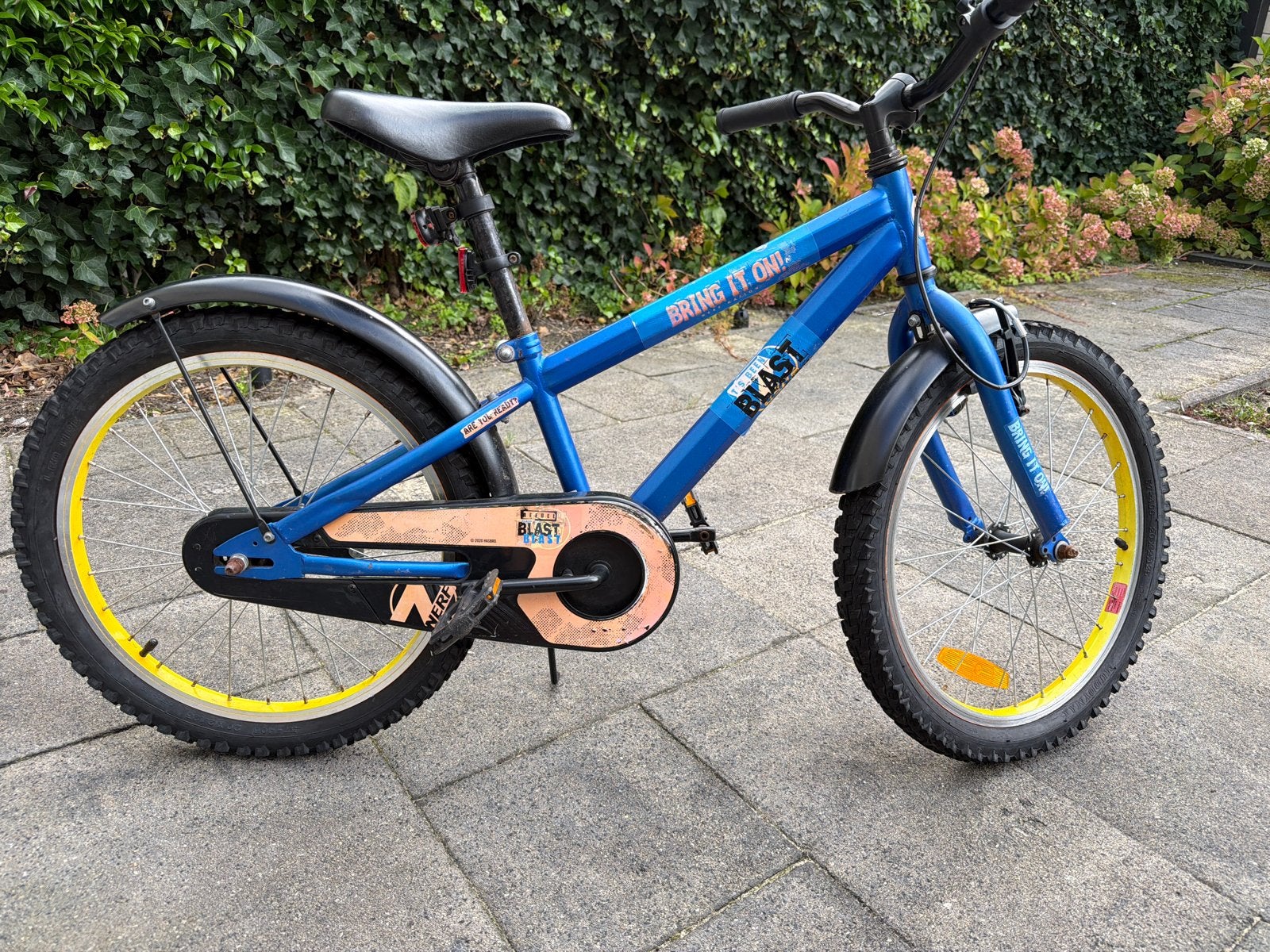 20 inch  Volare Nerf Jongensfiets - Cool en Functioneel, Terugtraprem, Gebruikt, Ophalen of Verzenden, Handrem
