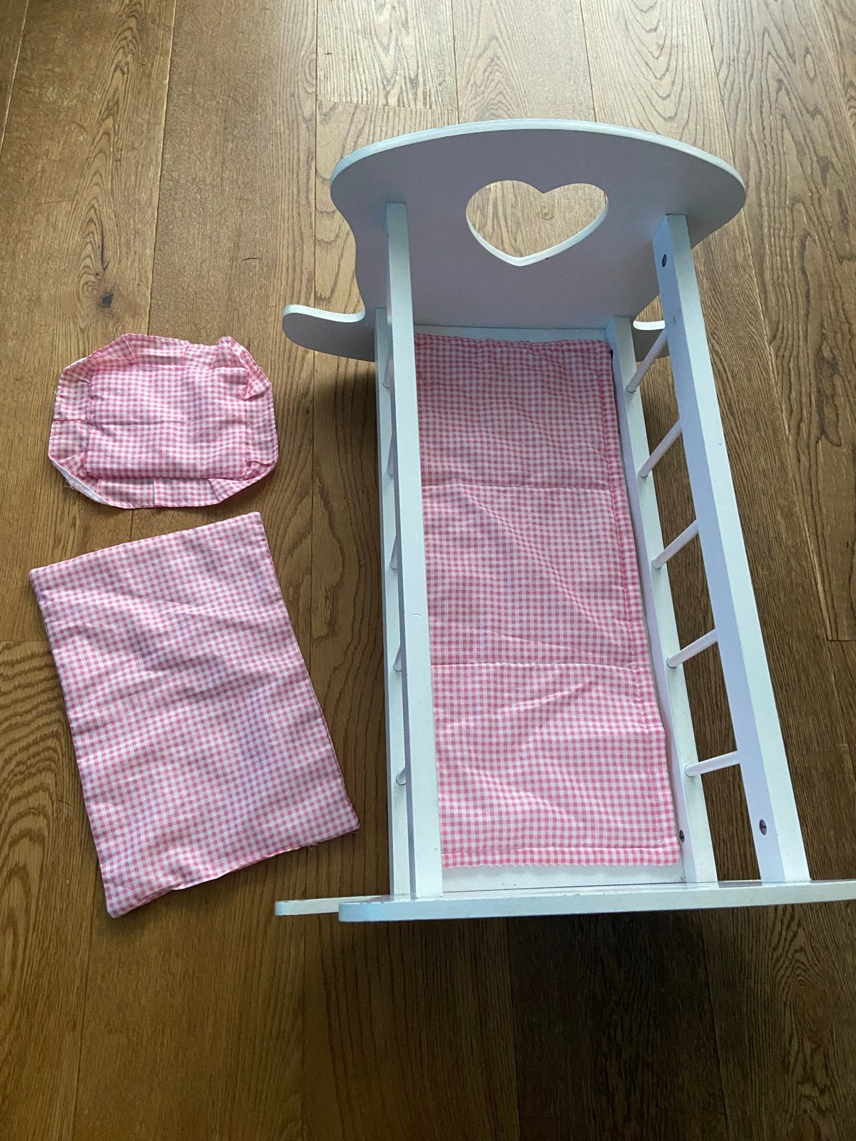 Bandits and Angels poppenwieg, Kinderen en Baby's, Speelgoed | Poppen, Ophalen, Zo goed als nieuw, Babypop