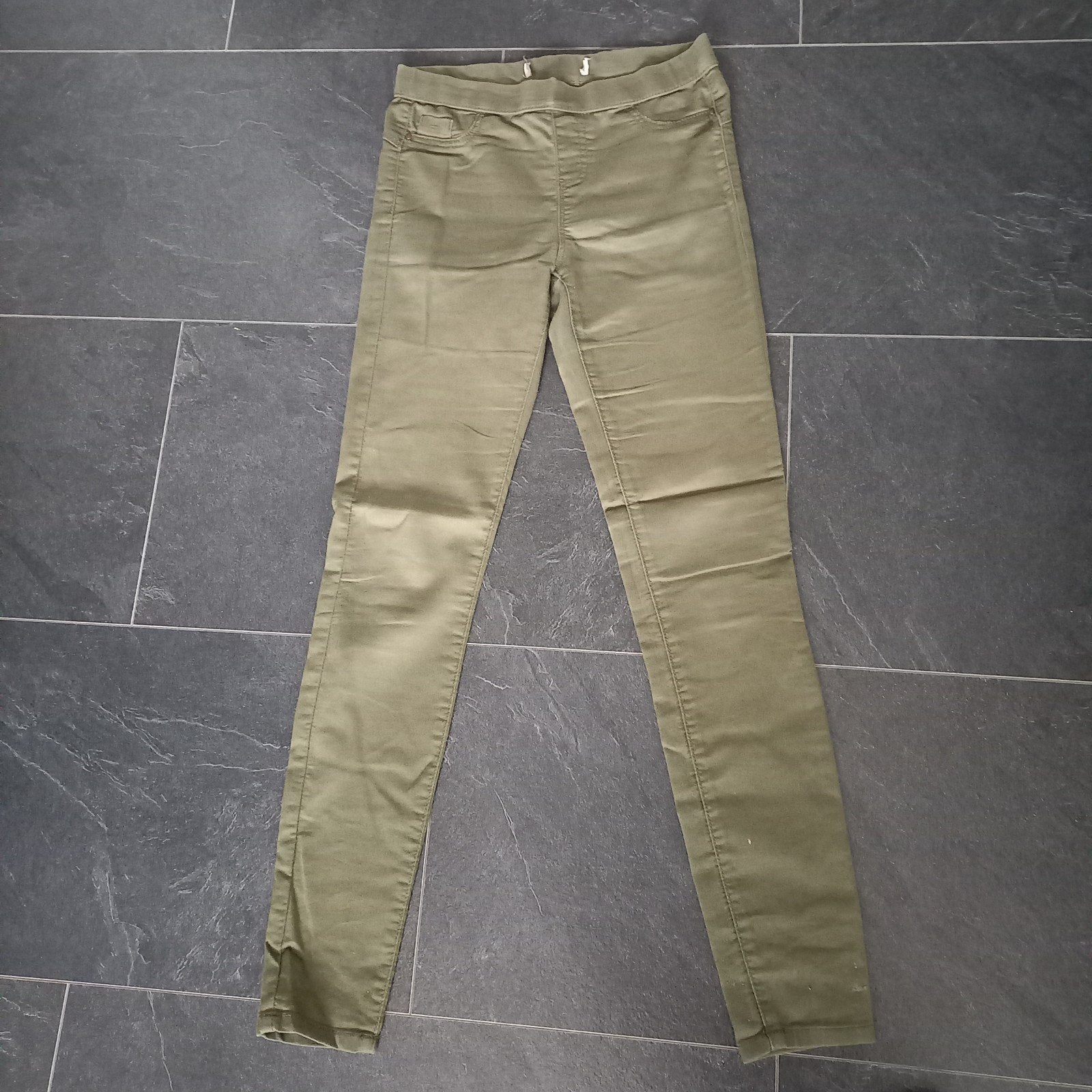 leuke groene legging maat XS koopje nu, Ophalen of Verzenden, Zo goed als nieuw, Maat 34 (XS) of kleiner, Lang