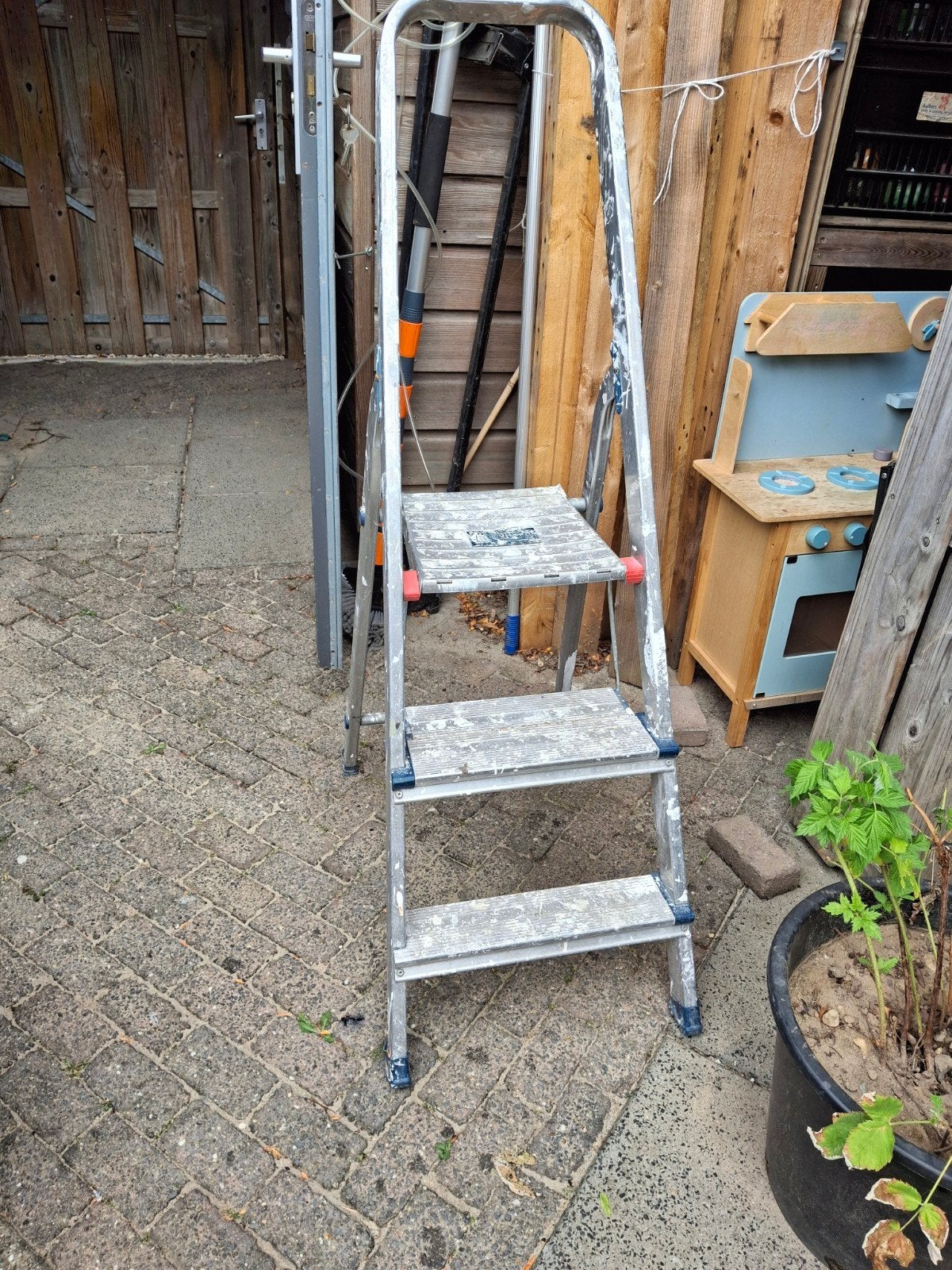 Altrex Aluminium trap / keukentrap / klustrap- Max 150kg, Ophalen, Gebruikt, Trap, Minder dan 2 meter