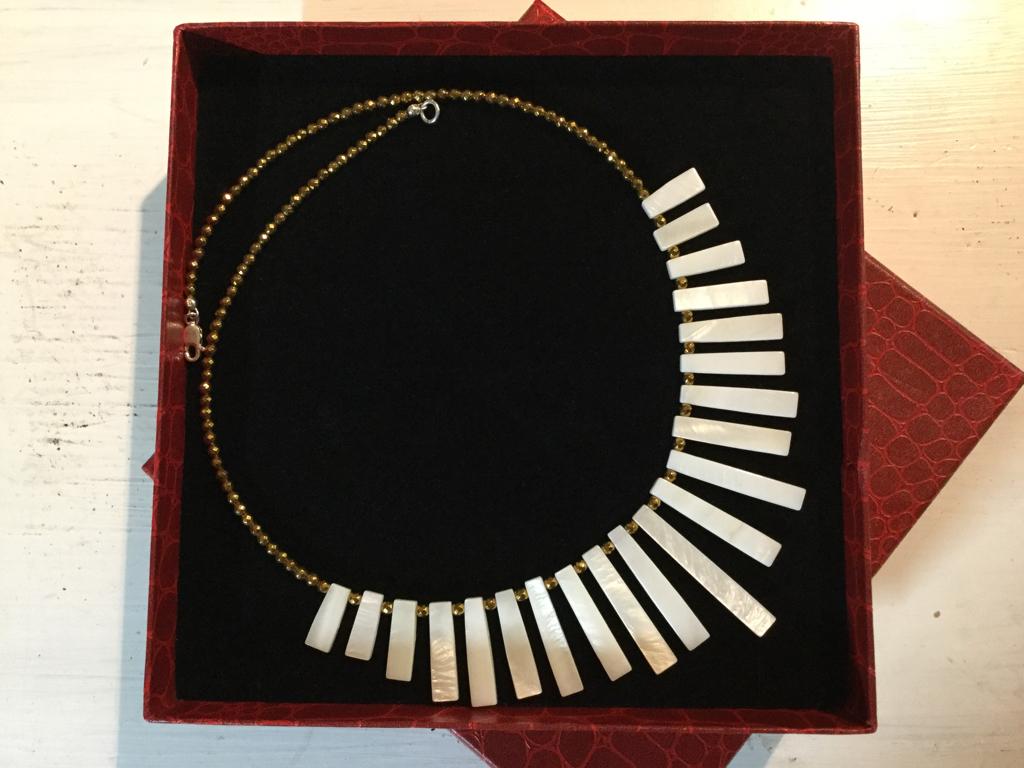 Ketting echt 925 zilver met schelp en gouden pyriet nieuw, Sieraden, Tassen en Uiterlijk, Kettingen, Overige kleuren, Nieuw, Ophalen of Verzenden
