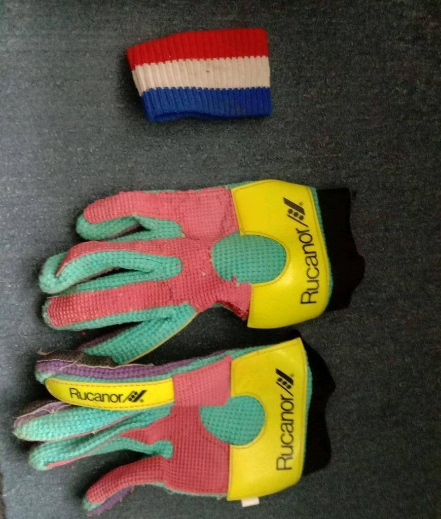 Keepers handschoenen,been beschermers,aanvoerdersbandje, Maat XS of kleiner, Ophalen, Handschoenen