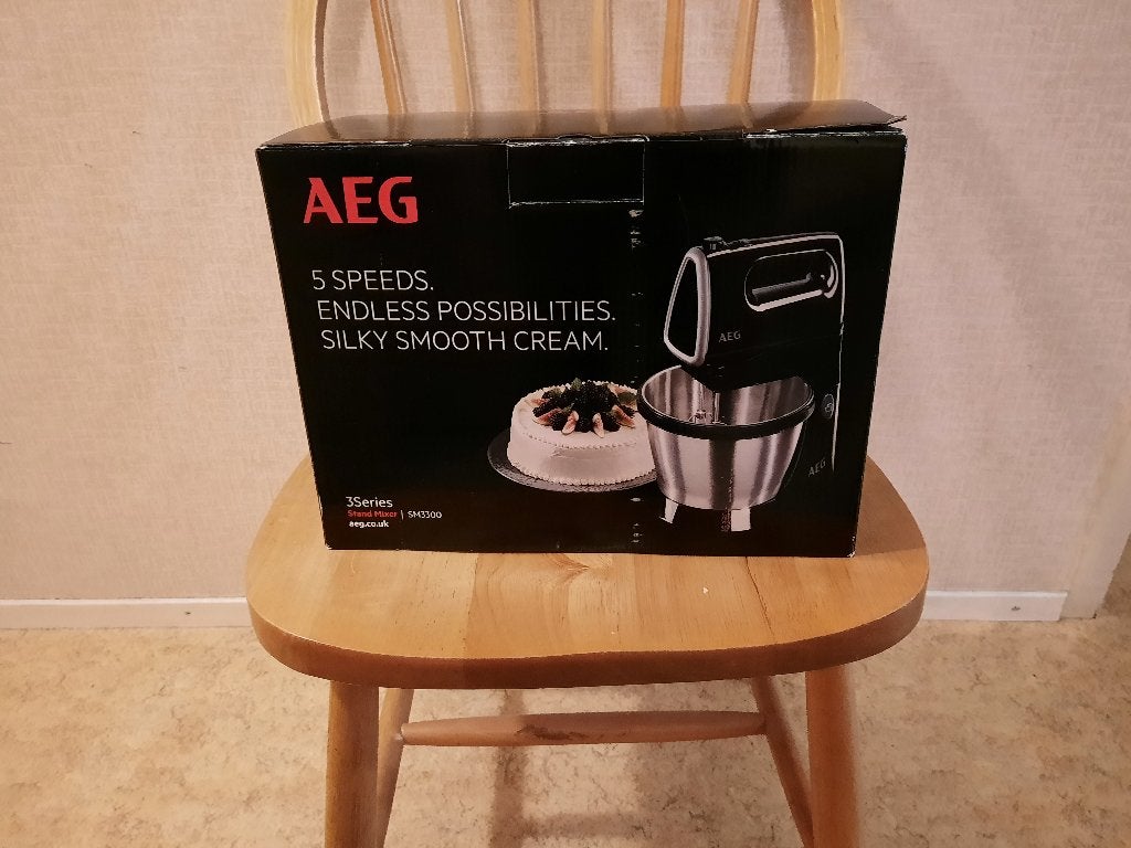 AEG mixer, Witgoed en Apparatuur, Keukenmixers, 3 tot 4 liter, Ophalen of Verzenden, Zo goed als nieuw, 3 snelheden of meer