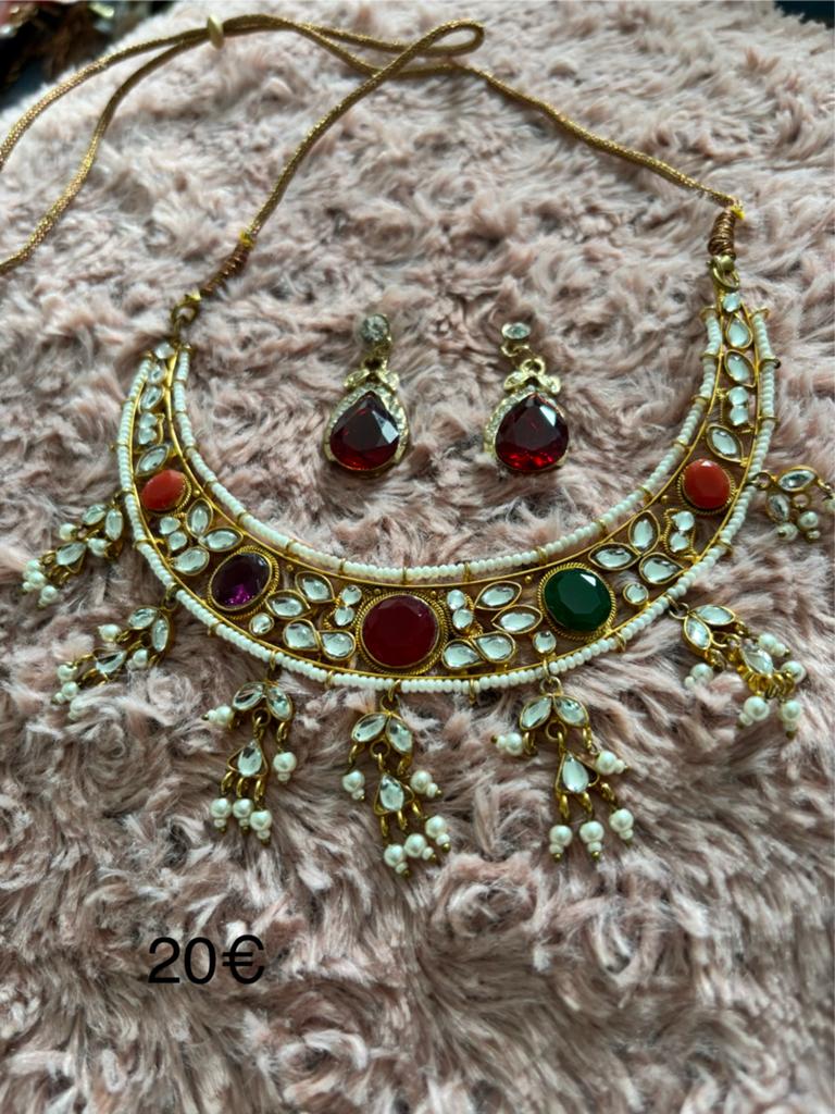 Prachtige Indiase ketting met oorbellen - Zo goed als nieuw, Sieraden, Tassen en Uiterlijk, Kettingen, Overige materialen, Ophalen of Verzenden