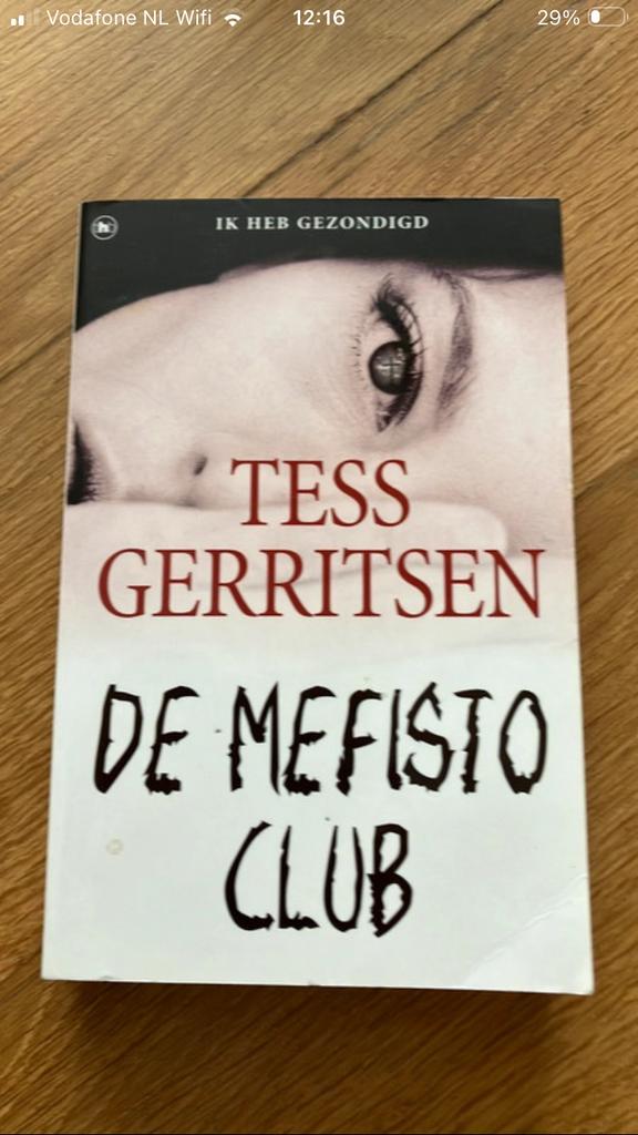 De Mefisto Club - Tess Gerritsen (Thriller), Ophalen of Verzenden, Gelezen, Nederland