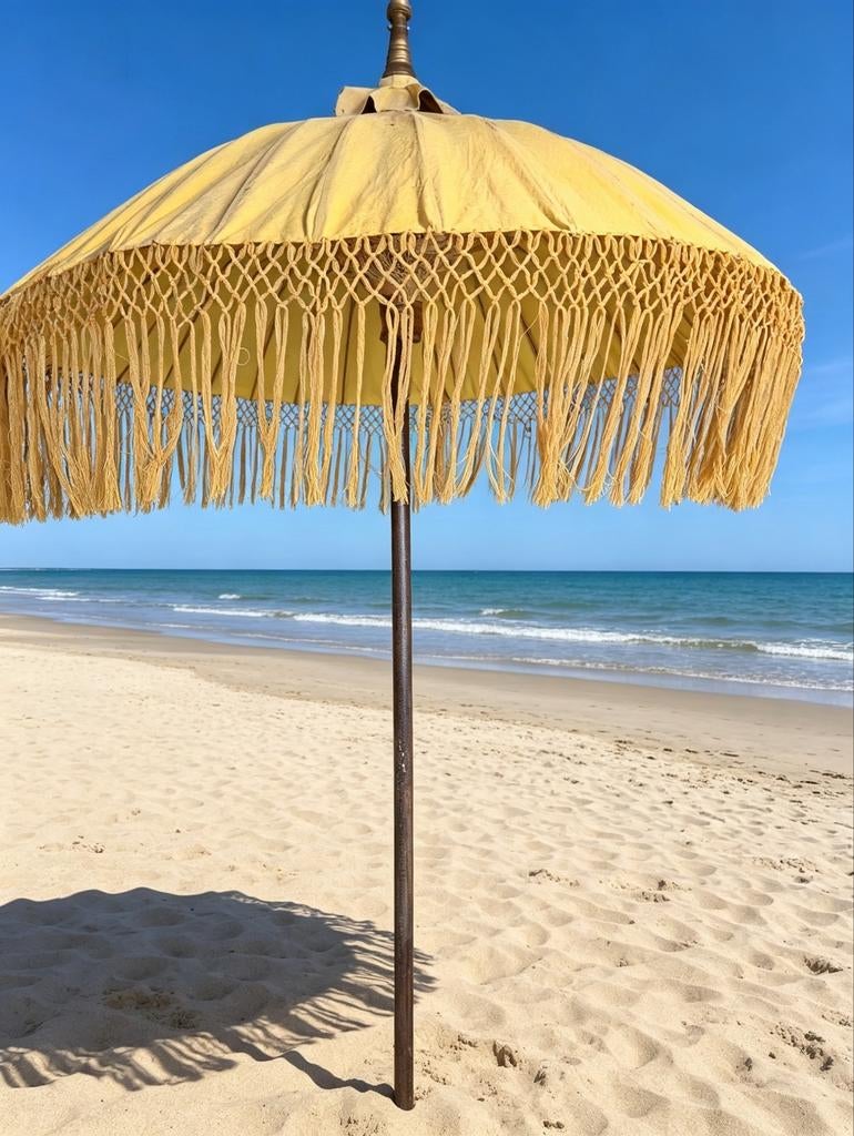 Balinese Gele parasol met franjes, Ophalen, Gebruikt
