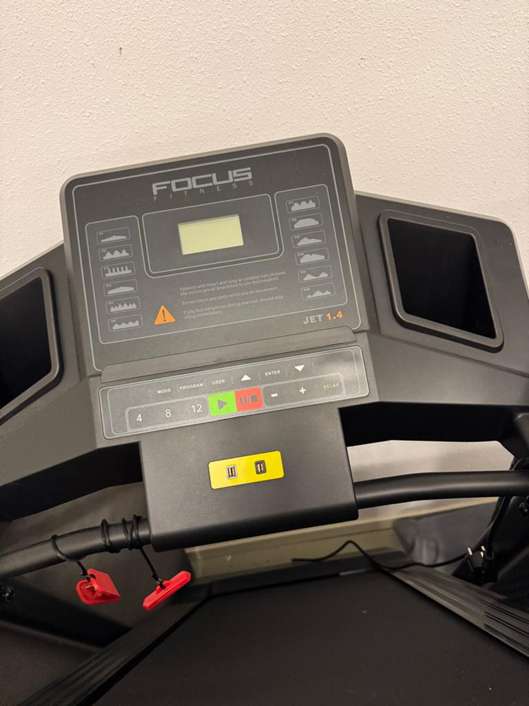 Focus Fitness Jet 1.4 Loopband, Sport en Fitness, Fitnessapparatuur, Ophalen, Zo goed als nieuw, Metaal, Loopband