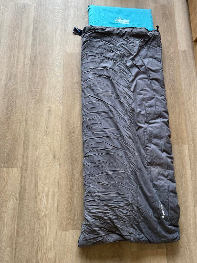 Slaapzak en zelfopblaasbaar matrasje - Kindermaat, Ophalen of Verzenden, Gebruikt