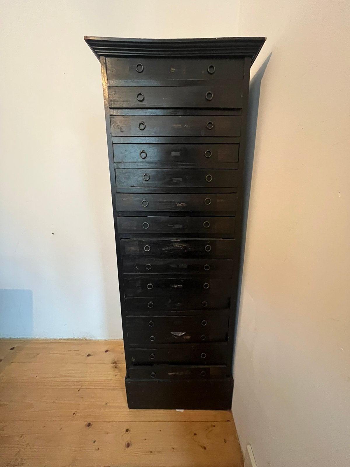 Antieke apothekerskast / archiefkast van teakhout 140x52x43, Huis en Inrichting, Gebruikt, 5 laden of meer, 100 tot 150 cm, 25 tot 50 cm