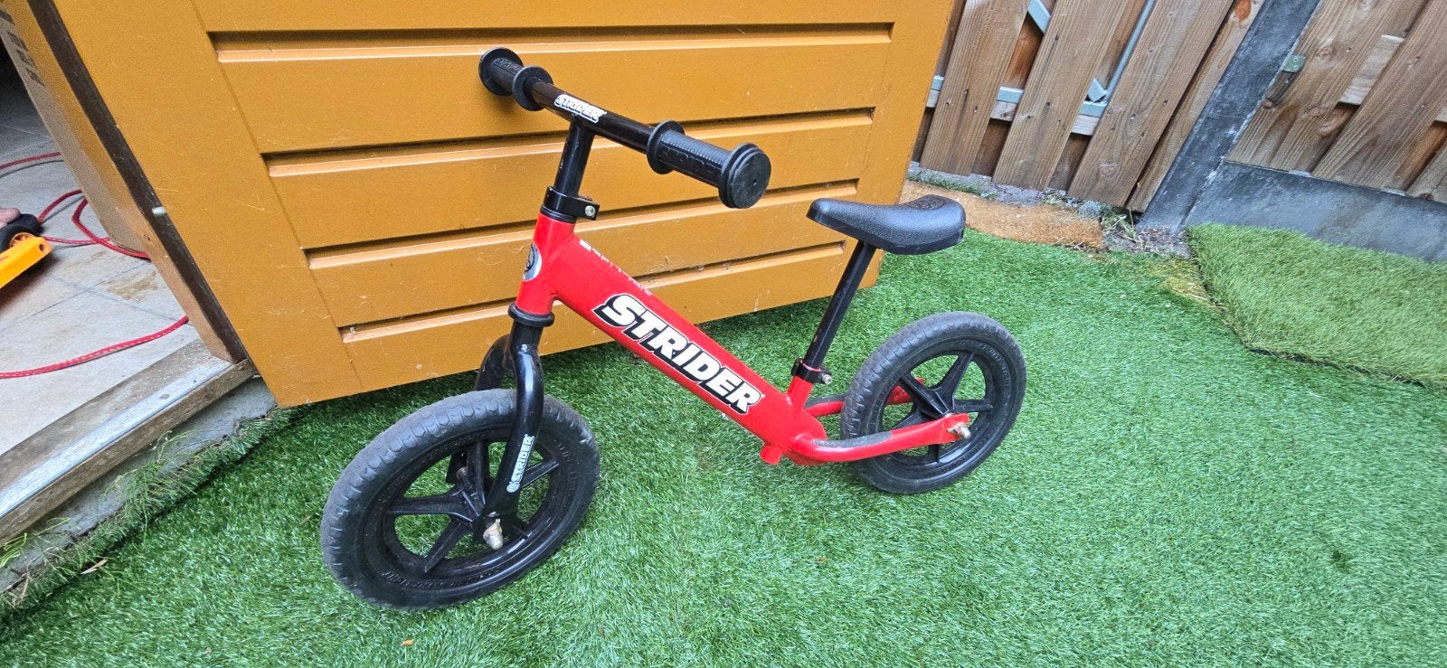 Strider loopfiets rood - perfect voor jonge kinderen, Ophalen, Gebruikt, Minder dan 16 inch, Strider