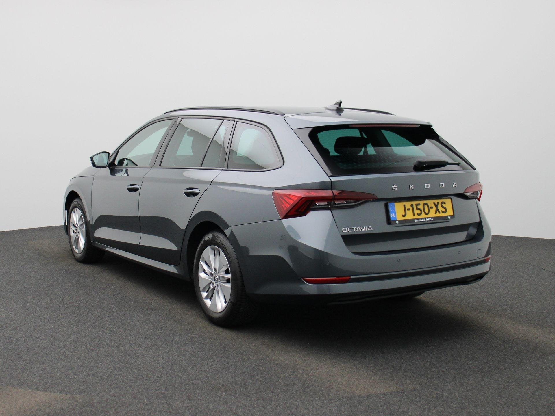 Skoda Octavia Combi 1.0 TSI Business Edition | Apple Carplay, Auto's, 12 maanden, Stof, Gebruikt, Euro 6