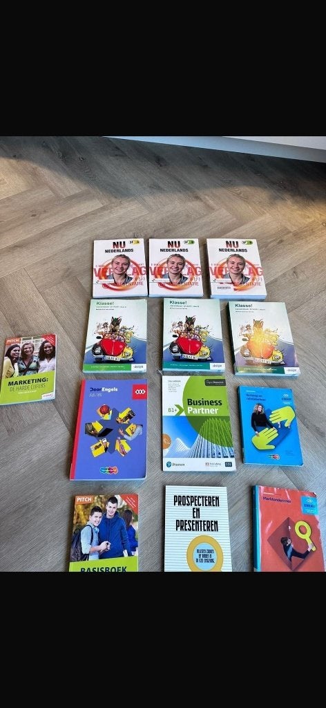 MBO Studieboeken: Commercieel, Talen, etc. Ook los te koop!, Boeken, Ophalen, Diverse auteurs, Zo goed als nieuw, MBO