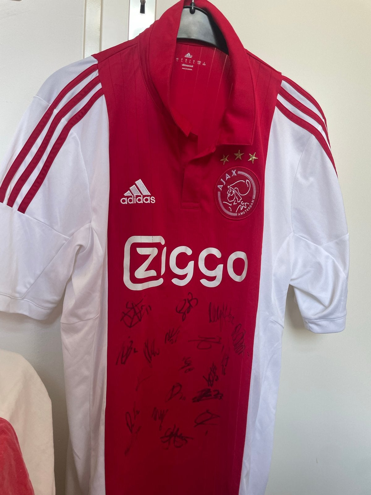 Gesigneerd Ajax shirt 2014/2015 - El Ghazi, Schöne, Klaassen, Verzamelen, Sportartikelen en Voetbal, Ophalen of Verzenden, Nieuw