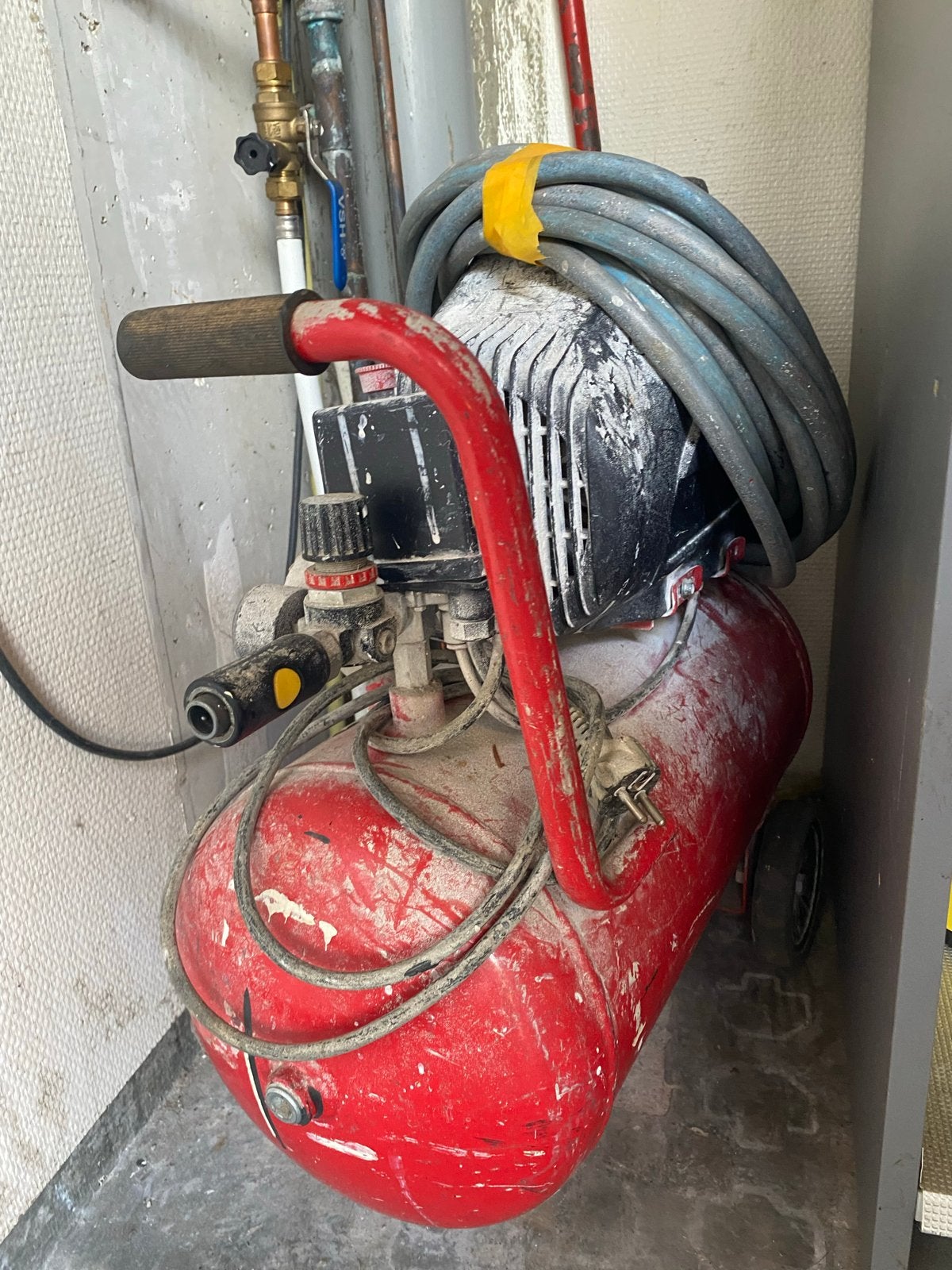 Fini Amico 25/SF2500 Compressor - Gebruikt, Ophalen, Gebruikt, 6 tot 10 bar, Minder dan 200 liter/min