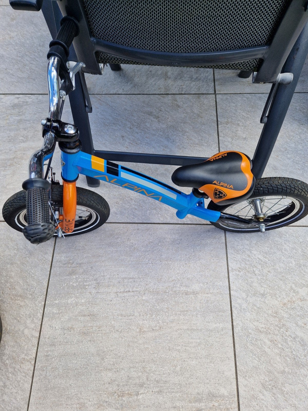 Stevige loopfietsje, Ophalen, Zo goed als nieuw, Loopfiets
