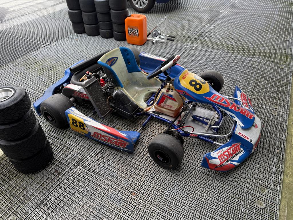 MSkart met rotax max senior, Sport en Fitness, Karting, Ophalen, Gebruikt, Kart