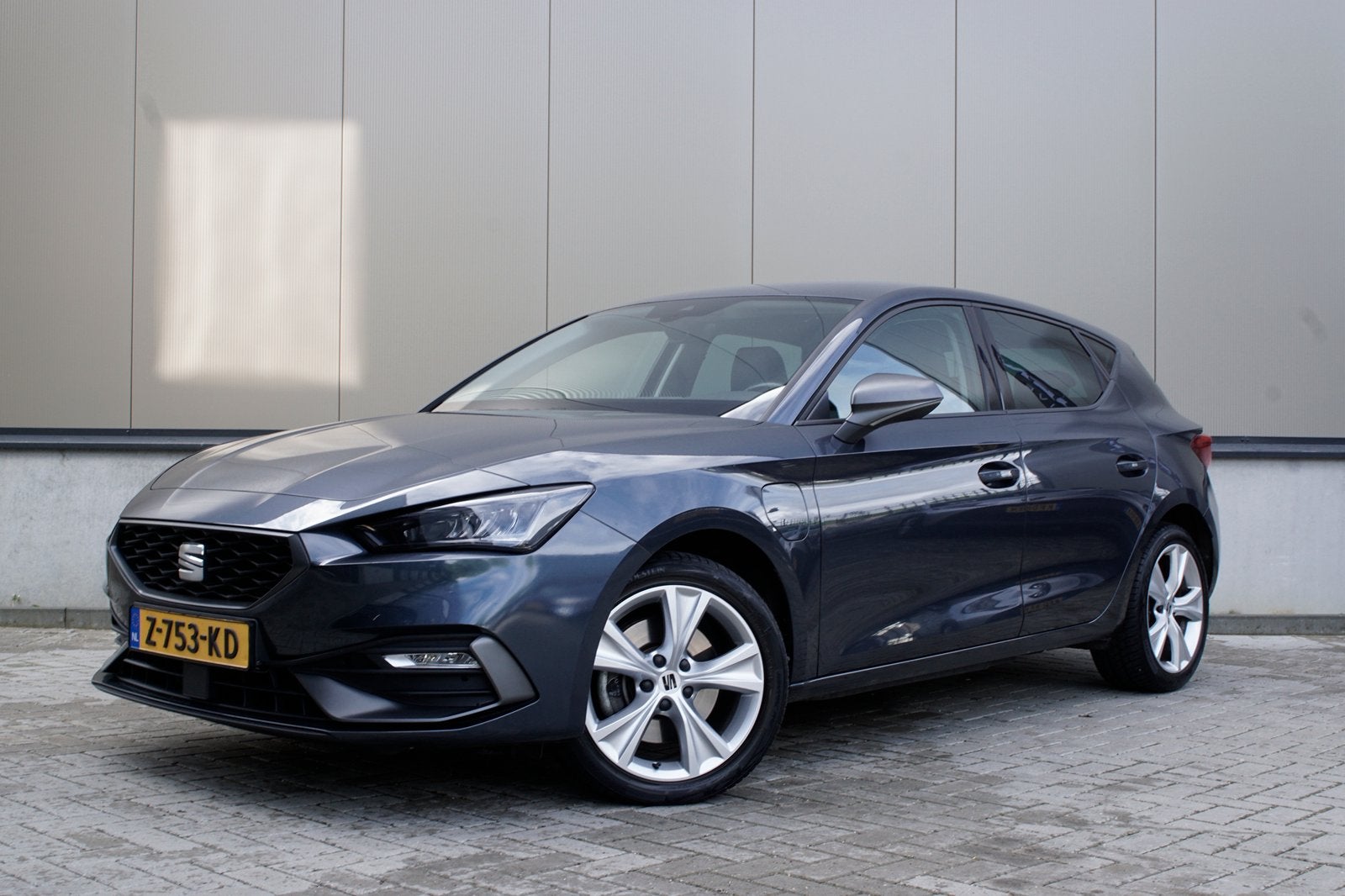 Seat Leon 1.4 TSI E-hybrid Phev 204pk Dsg-6 2021 Grijs, Stof, Zwart, Leon, Plug-in hybride