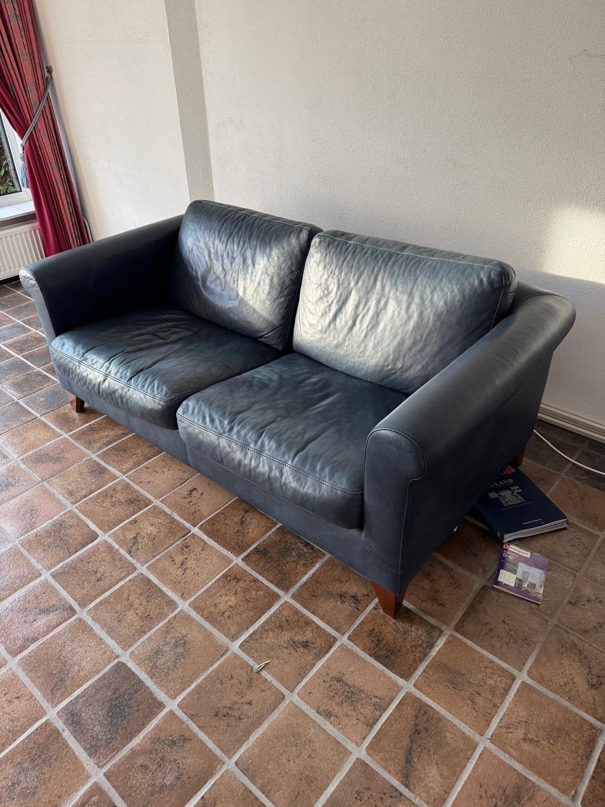 Comfortabele tweezits leren bank GRATIS, Ophalen, Gebruikt, 150 tot 200 cm, Tweepersoons