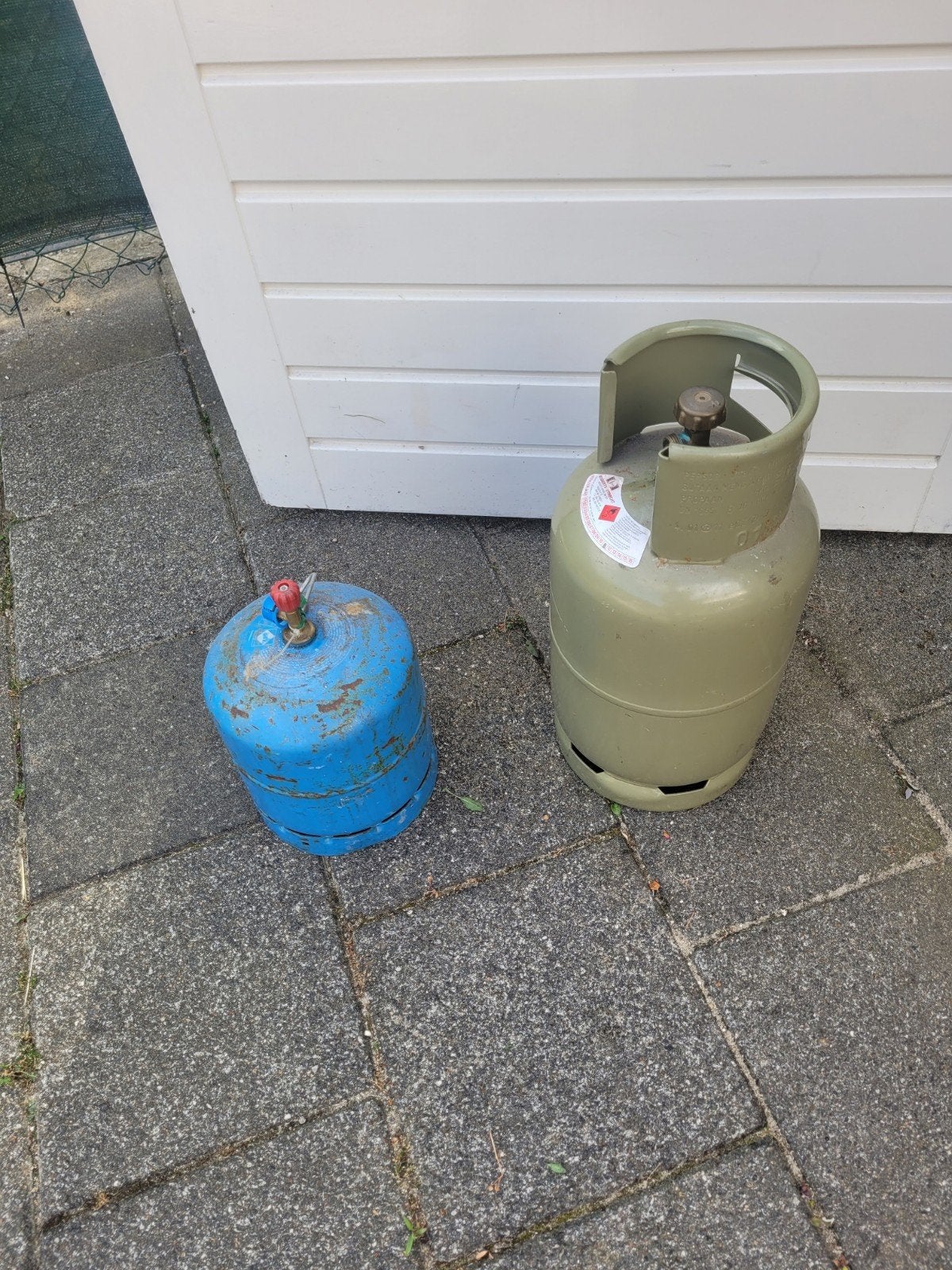 te koop twee gasflessen voor25euro, Ophalen
