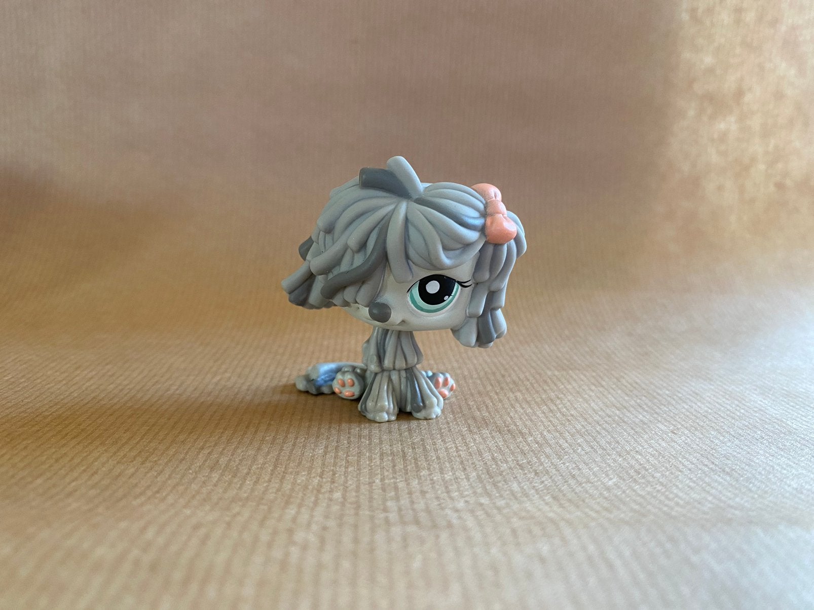 Te koop aangeboden: een prachtige Littlest Pet Shop, Antiek en Kunst, Verzenden