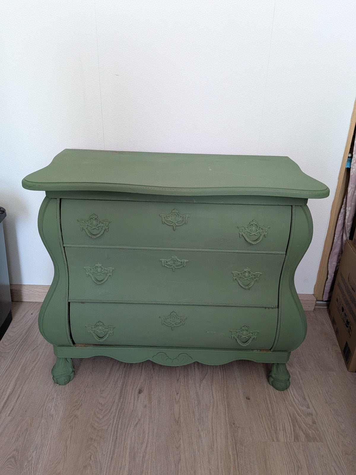 Antieke commode, Ophalen