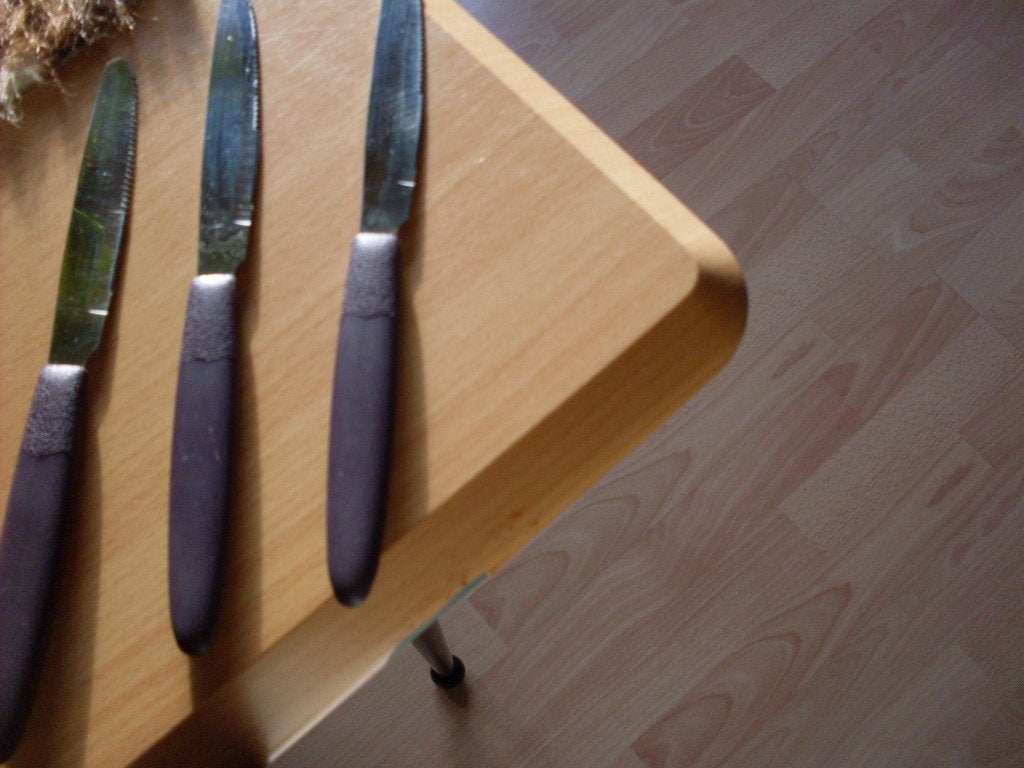 3 goede kwaliteits tafel en/of keukenmessen, Ophalen, Overige materialen, Gebruikt, Los bestek